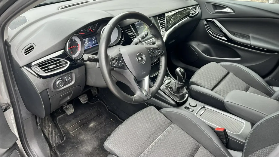 OPEL Astra -