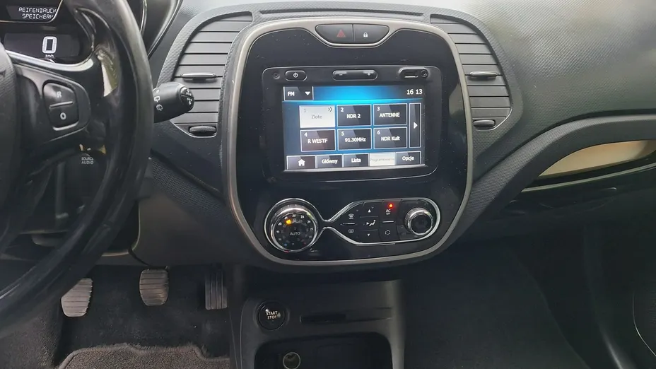 RENAULT Captur -
