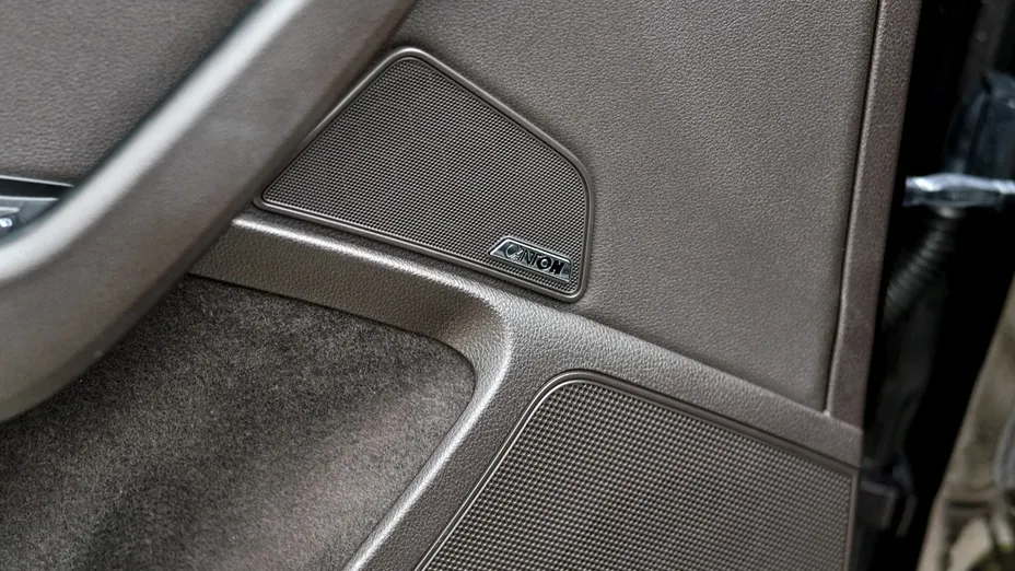 SKODA Superb -