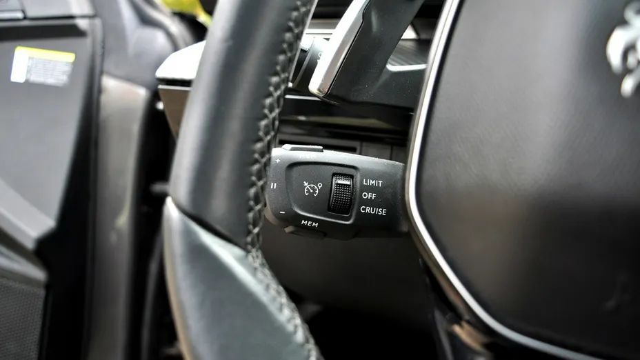 PEUGEOT 508 -