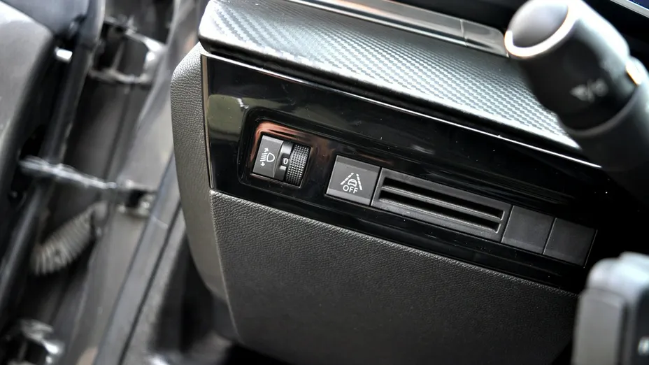 PEUGEOT 508 -