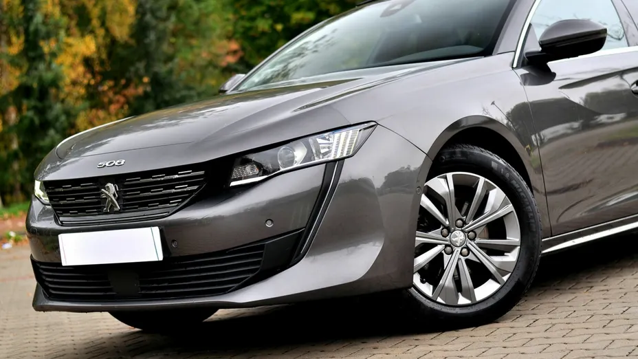 PEUGEOT 508 -