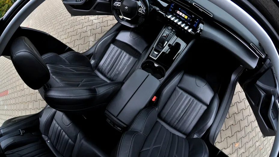 PEUGEOT 508 -