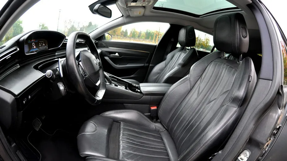 PEUGEOT 508 -
