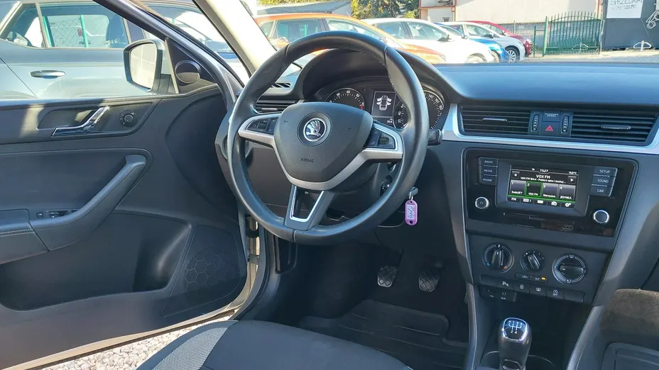 SKODA Rapid -