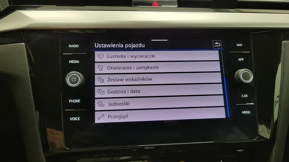 VOLKSWAGEN Arteon -