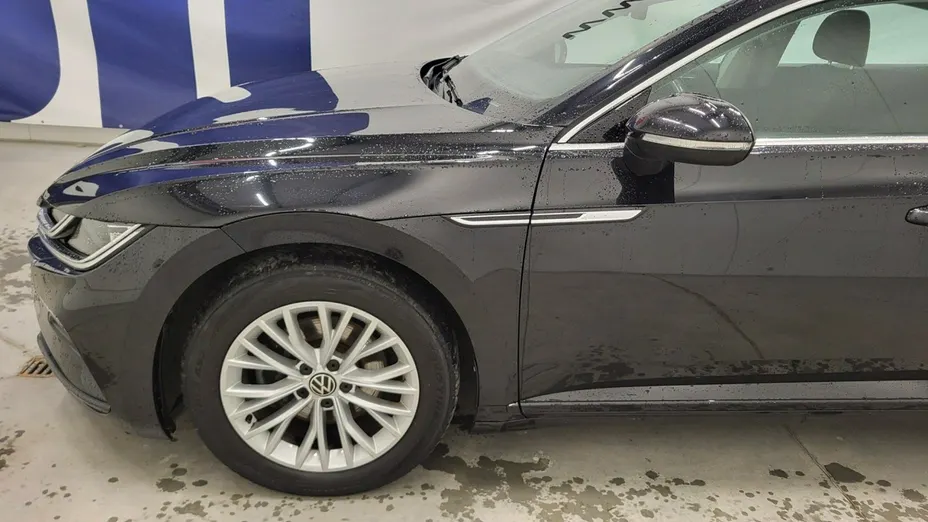 VOLKSWAGEN Arteon -
