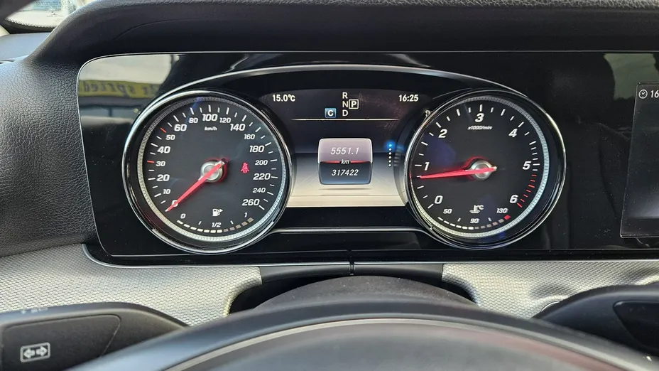 MERCEDES-BENZ E Klasa -