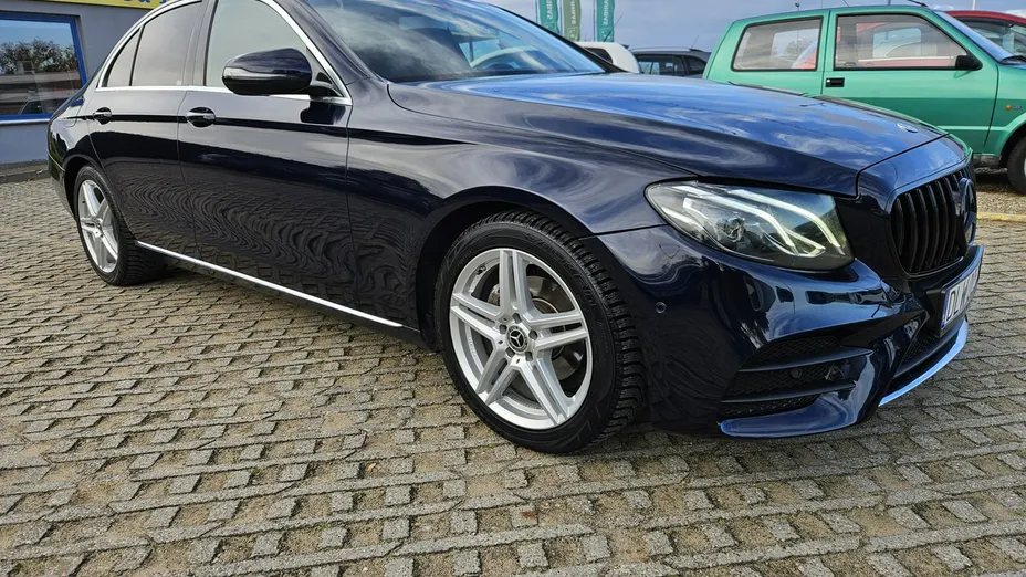 MERCEDES-BENZ E Klasa -