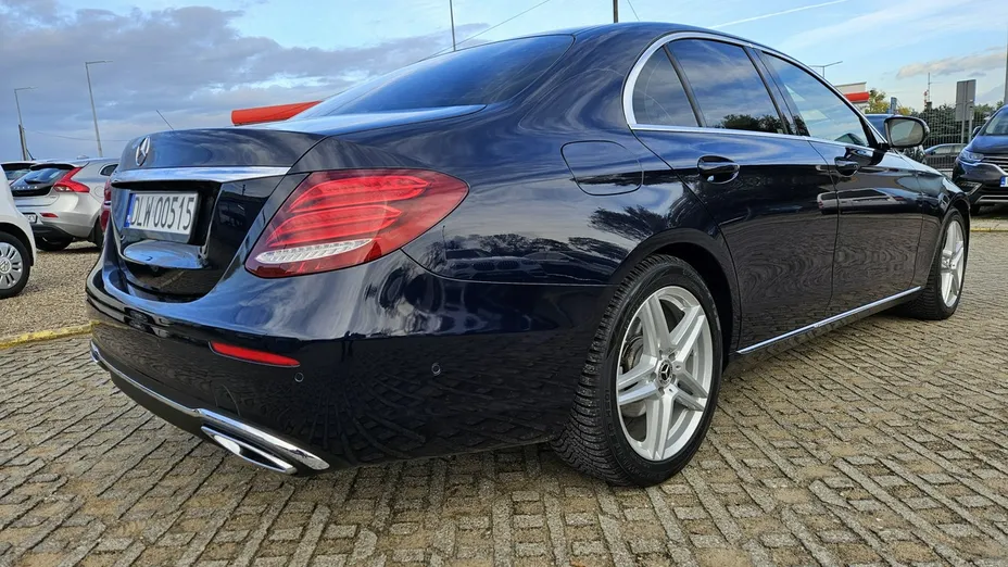 MERCEDES-BENZ E Klasa -