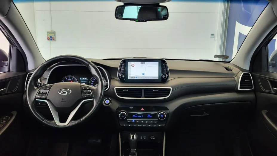 HYUNDAI Tucson -