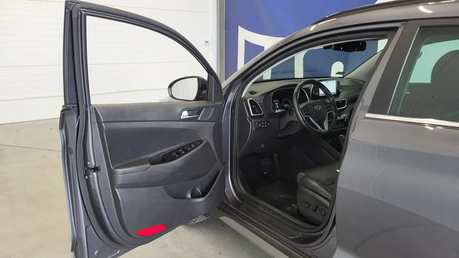 HYUNDAI Tucson -