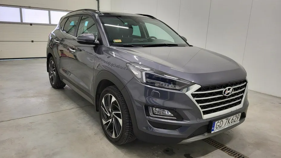 HYUNDAI Tucson -