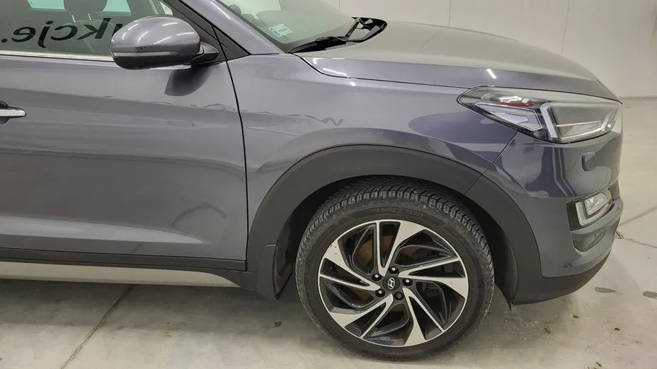 HYUNDAI Tucson -