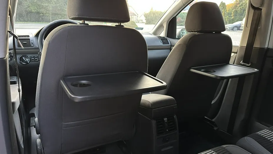 VOLKSWAGEN Touran -