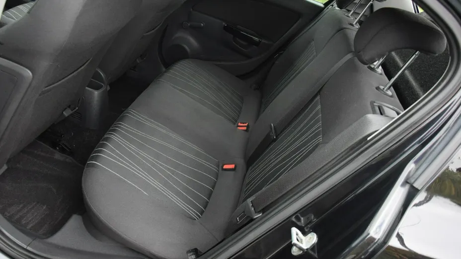 OPEL Corsa -