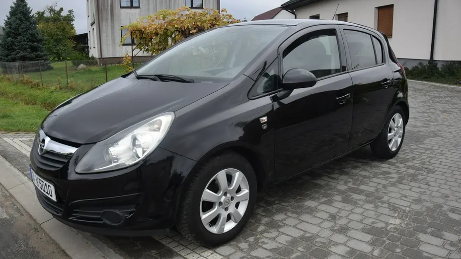 OPEL Corsa -