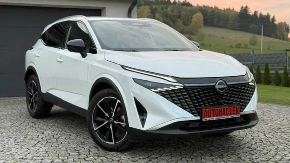 NISSAN Qashqai -