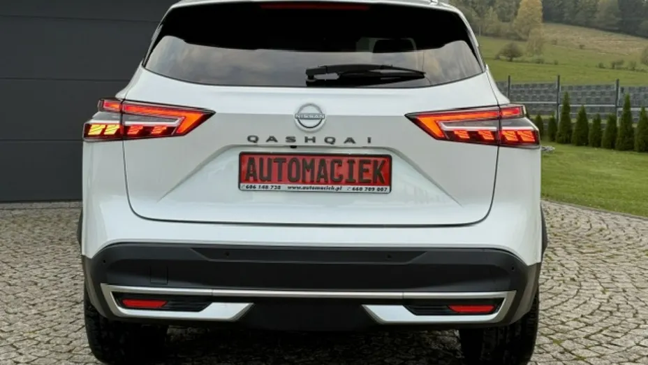 NISSAN Qashqai -