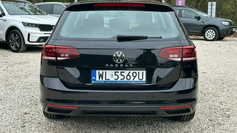 VOLKSWAGEN Passat -