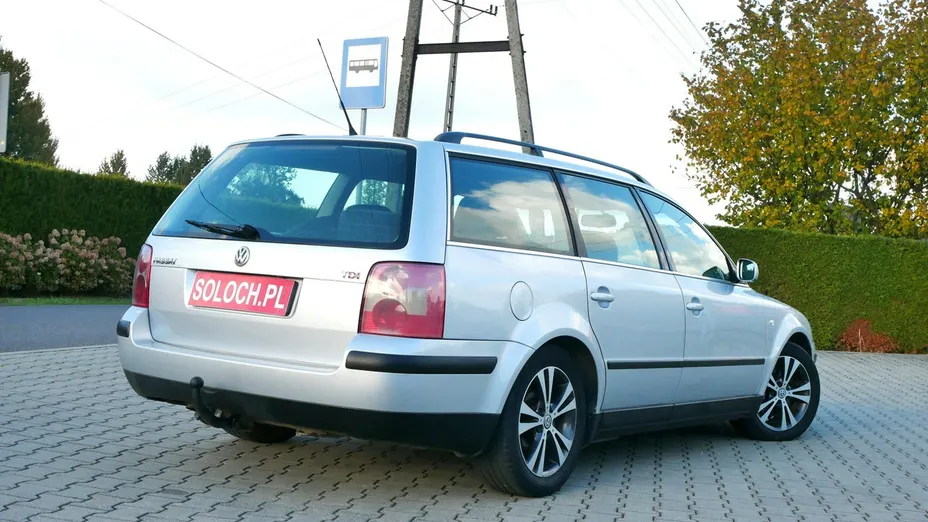 VOLKSWAGEN Passat -