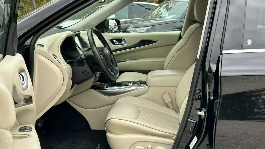 INFINITI QX60 -