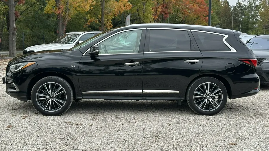 INFINITI QX60 -
