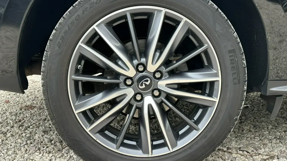INFINITI QX60 -
