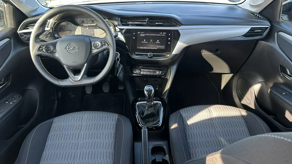 OPEL Corsa -