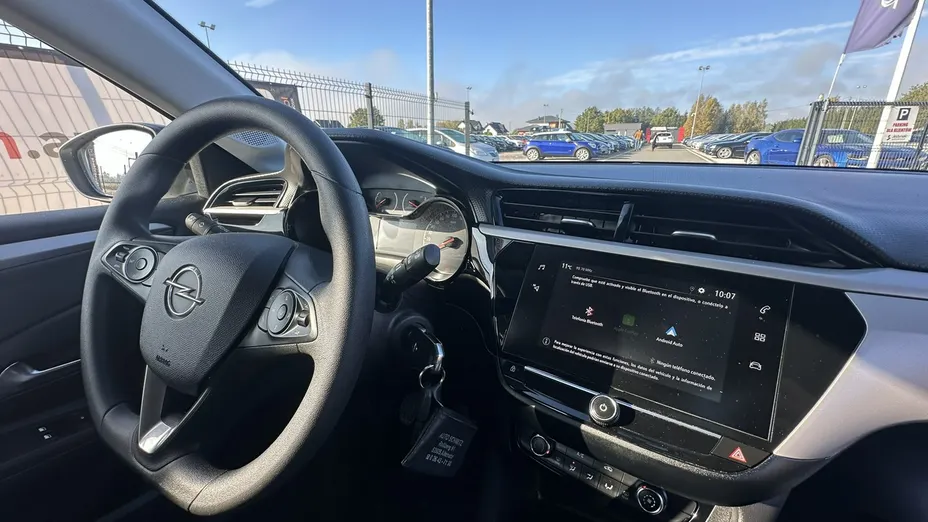 OPEL Corsa -