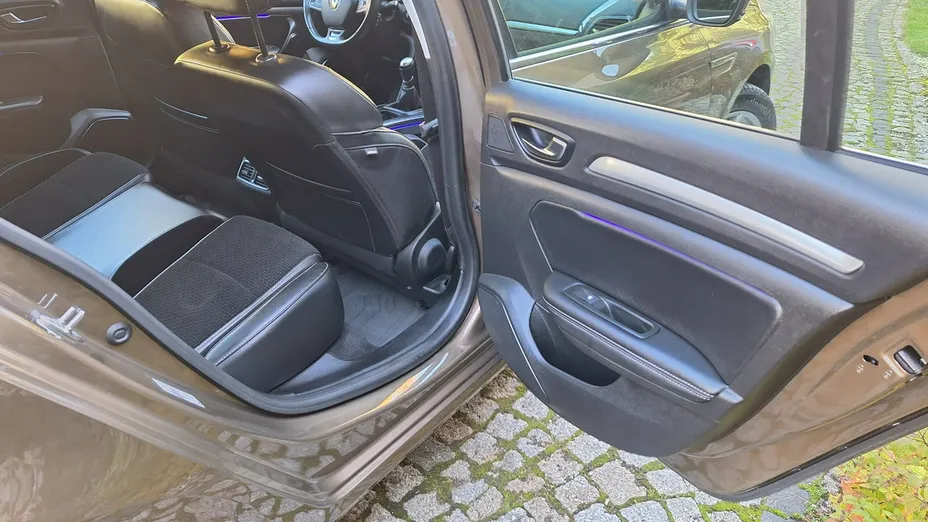 RENAULT Megane -