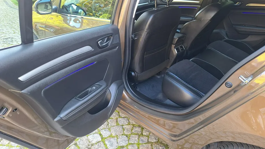 RENAULT Megane -
