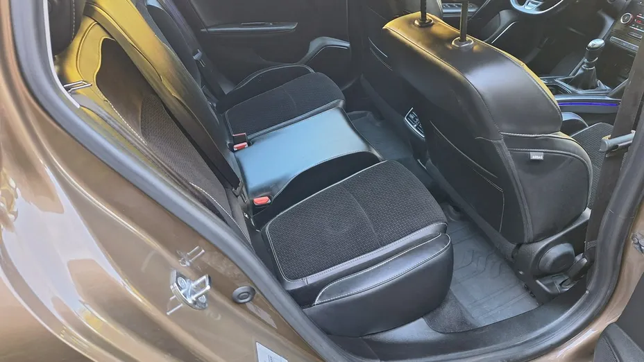 RENAULT Megane -