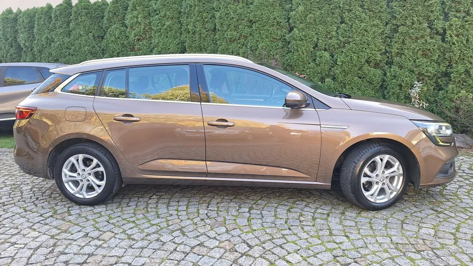 RENAULT Megane -