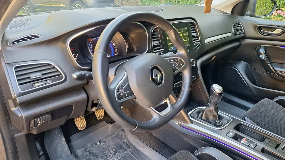 RENAULT Megane -
