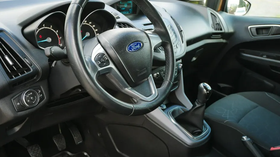 FORD B-MAX -