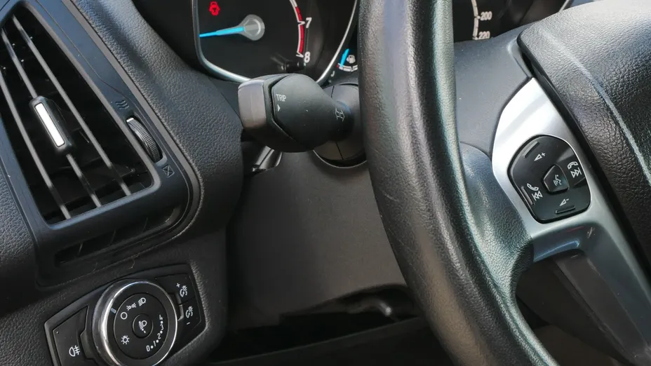 FORD B-MAX -