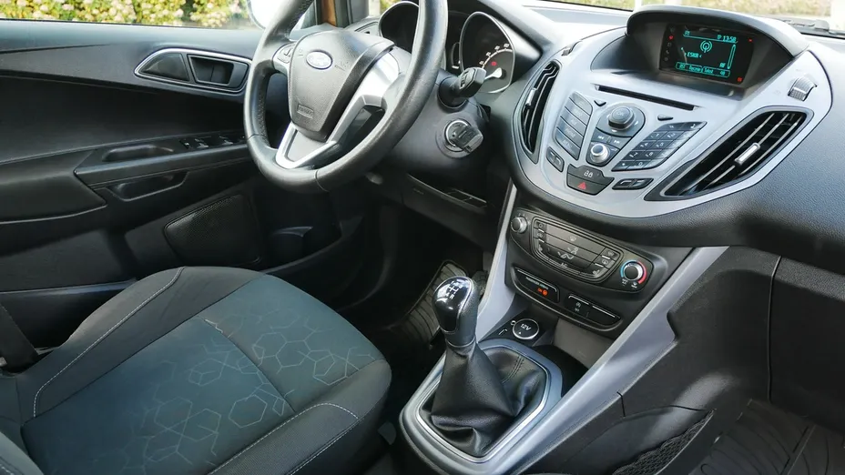 FORD B-MAX -