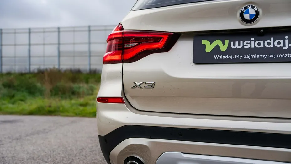 BMW X3 -