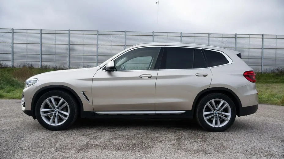 BMW X3 -