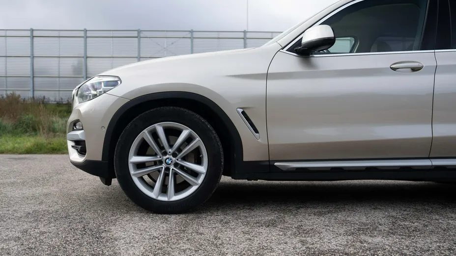 BMW X3 -