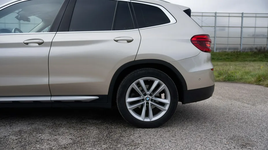 BMW X3 -