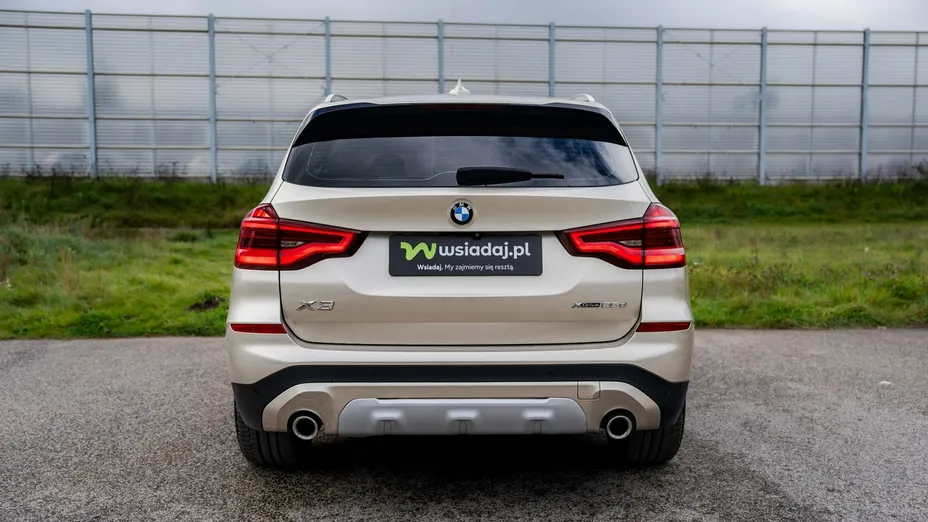 BMW X3 -
