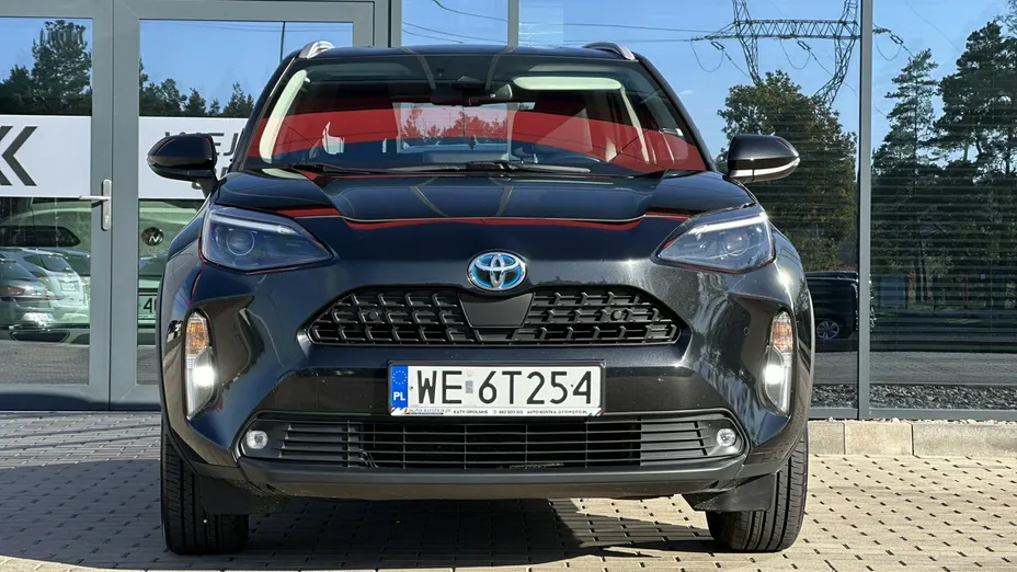 TOYOTA Yaris Cross -
