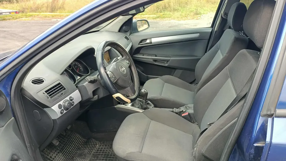 OPEL Astra -