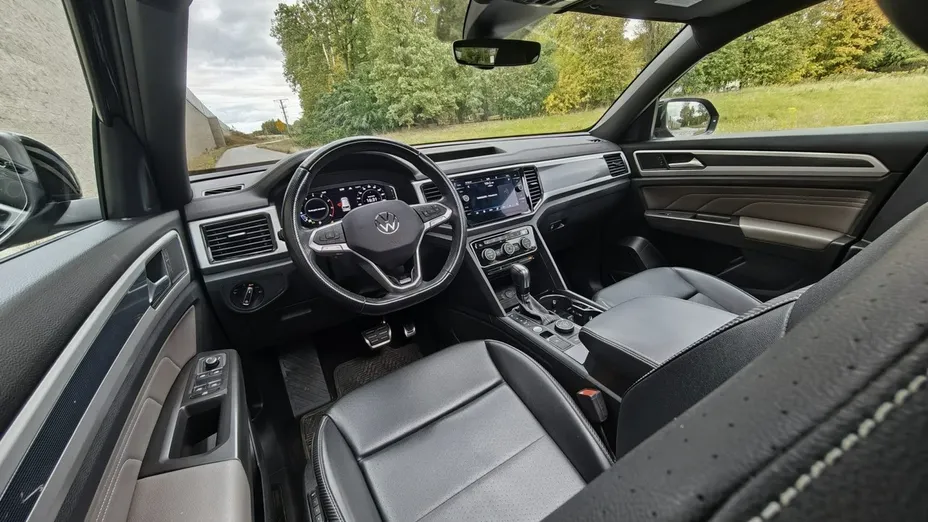 VOLKSWAGEN Atlas -