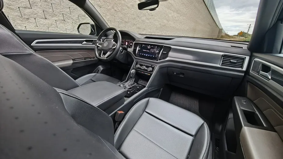 VOLKSWAGEN Atlas -