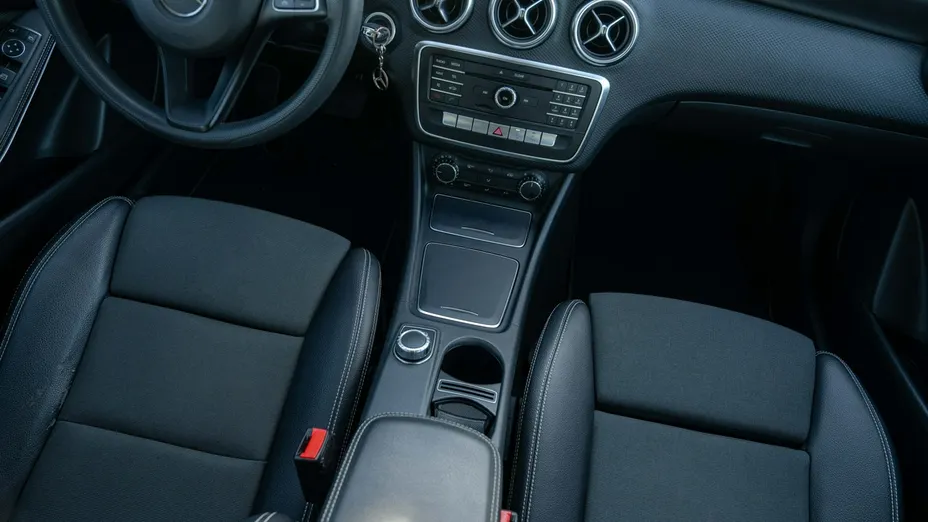MERCEDES-BENZ A Klasa -