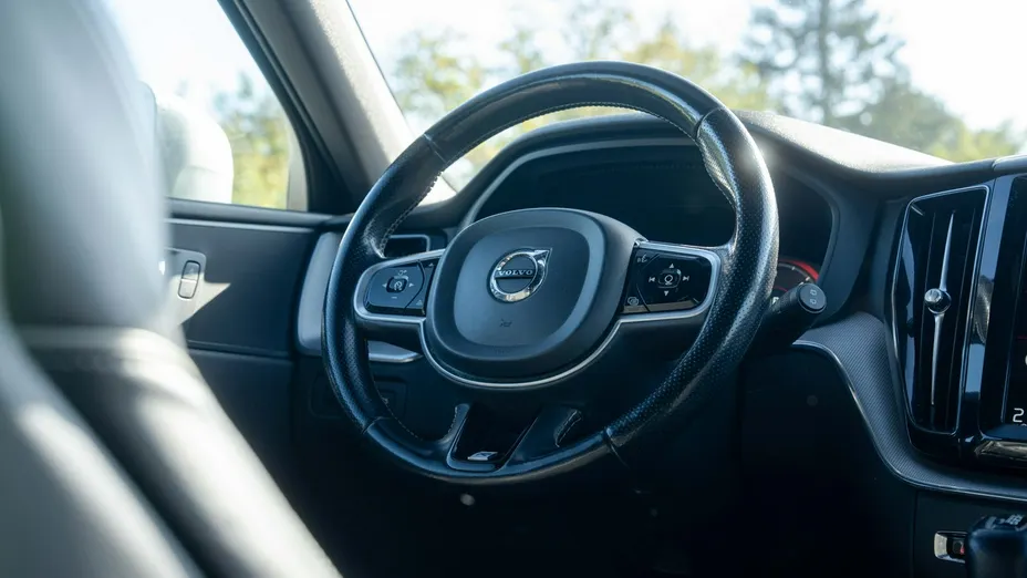 VOLVO XC60 -