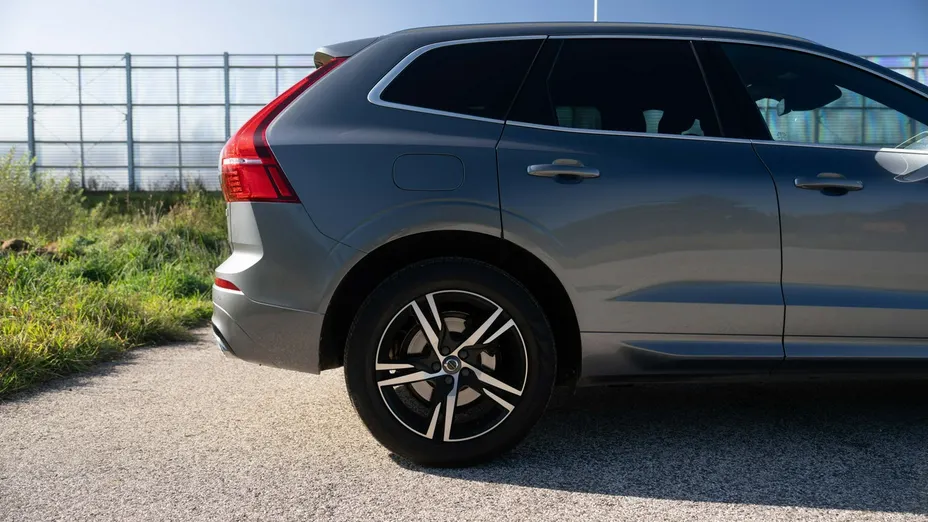 VOLVO XC60 -